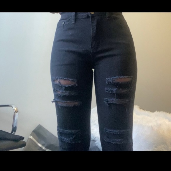 Black ripped jeans - Picture 2 of 4
